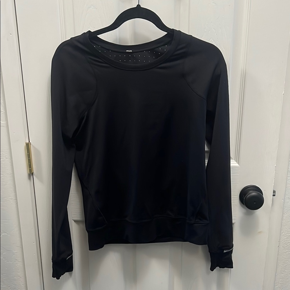 Lululemon Black Running shirt-Roughly size 4/6
